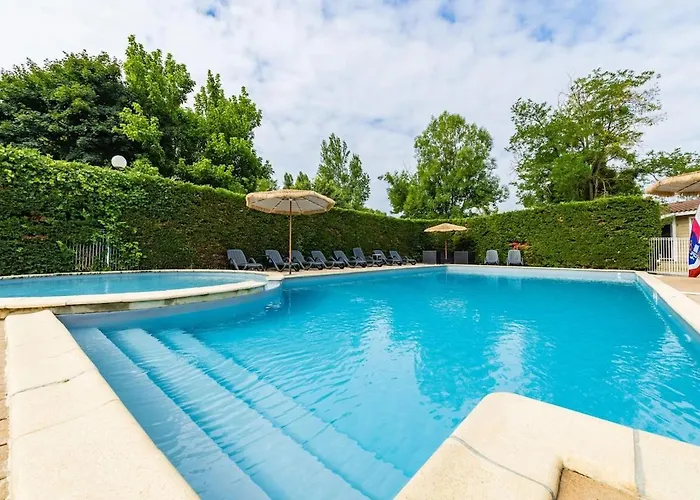 Standard 14 Chalet *